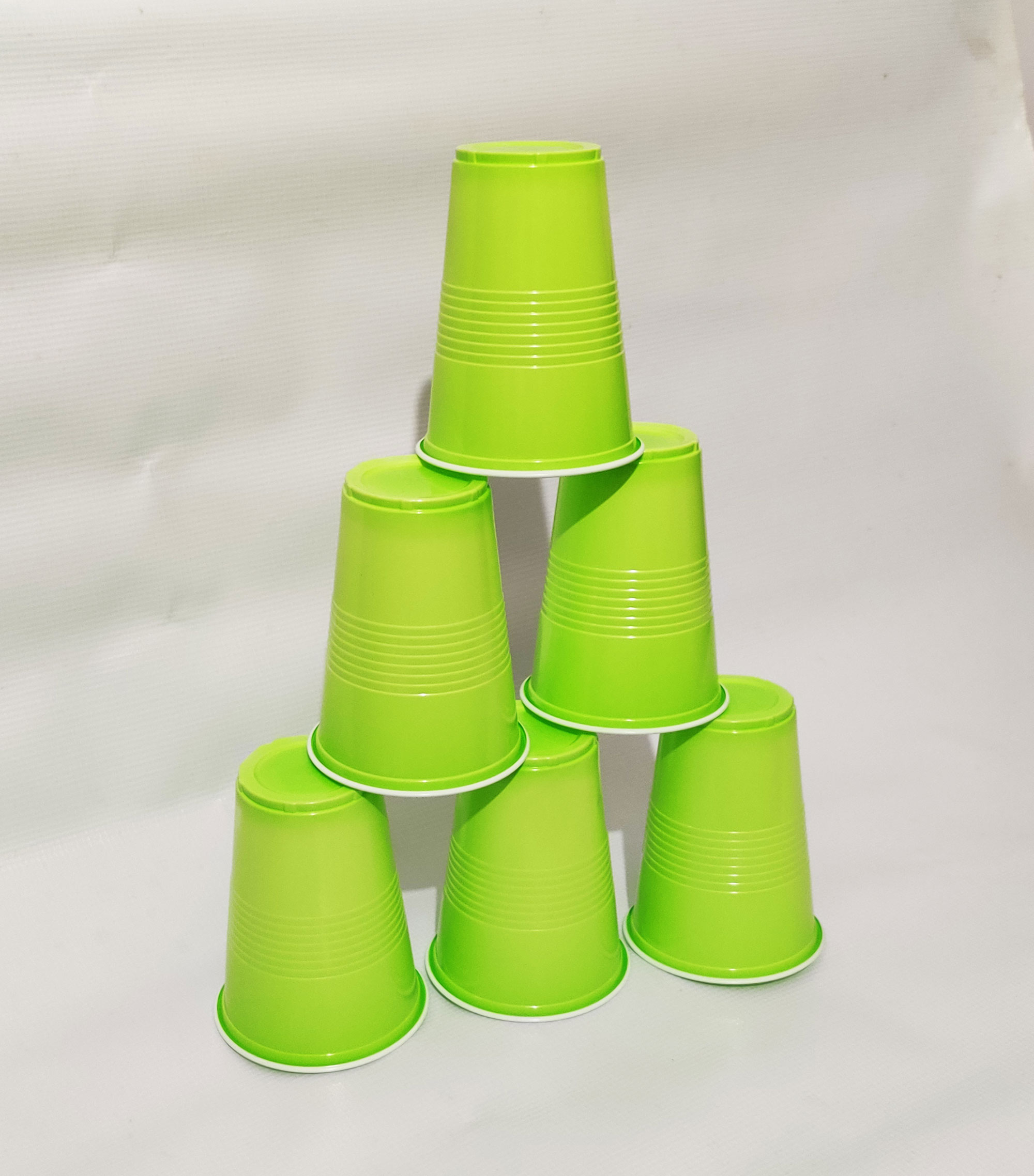 The Magic Balloon Store- Beer Pong Glasses- Drinking Glasses for Christmas Bachelor Cocktail New Year and Wedding Party Supplier - Liquid Capacity 450ml Pack of 20pcs The Magic Balloon Store- Beer Pong Glasses- Drinking Glasses for Christmas Bachelor Cocktail New Year and Wedding Party Supplier - Liquid Capacity 450ml Pack of 20pcs