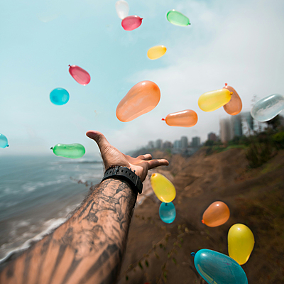 The Magic Balloons - Holi Water Balloons for Kids and Adults Multicolor Eco-friendly water balloons for Holi 1000-piece Balloons The Magic Balloons - Holi Water Balloons for Kids and Adults Multicolor Eco-friendly water balloons for Holi 1000-piece Balloons